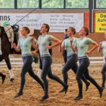 Turnen am Pferd und unternehmerischer Austausch